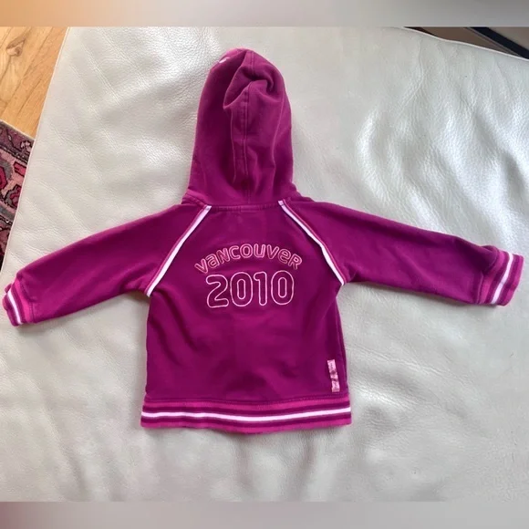 12-18M Vancouver 2010 Olympics Collectible Track Suit Sweatsuit w Hoodie, Miga - Picture 9 of 16